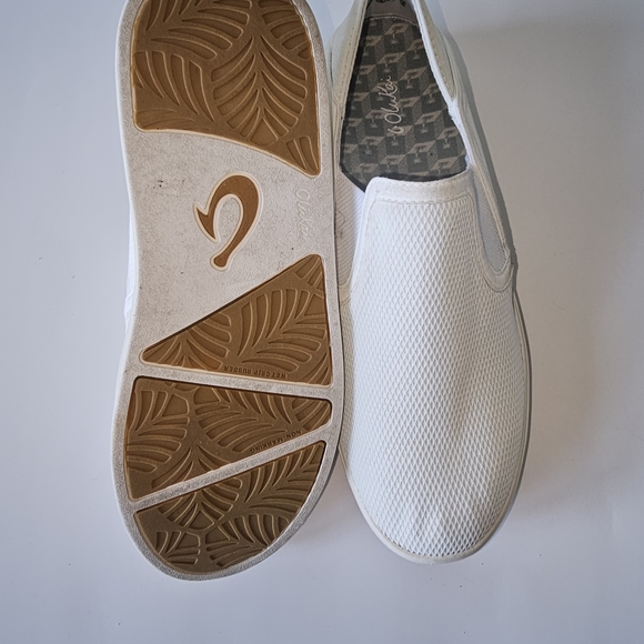OluKai Shoes - OluKai  womens KI'IHELE bright white women's , light weight mesh UNISEX